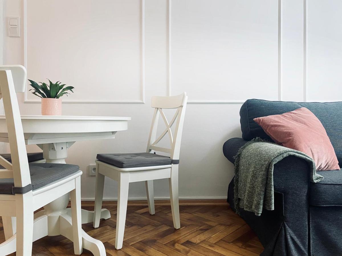 קרקוב Beautiful Apartment With Two Rooms, Cracow Old Town מראה חיצוני תמונה